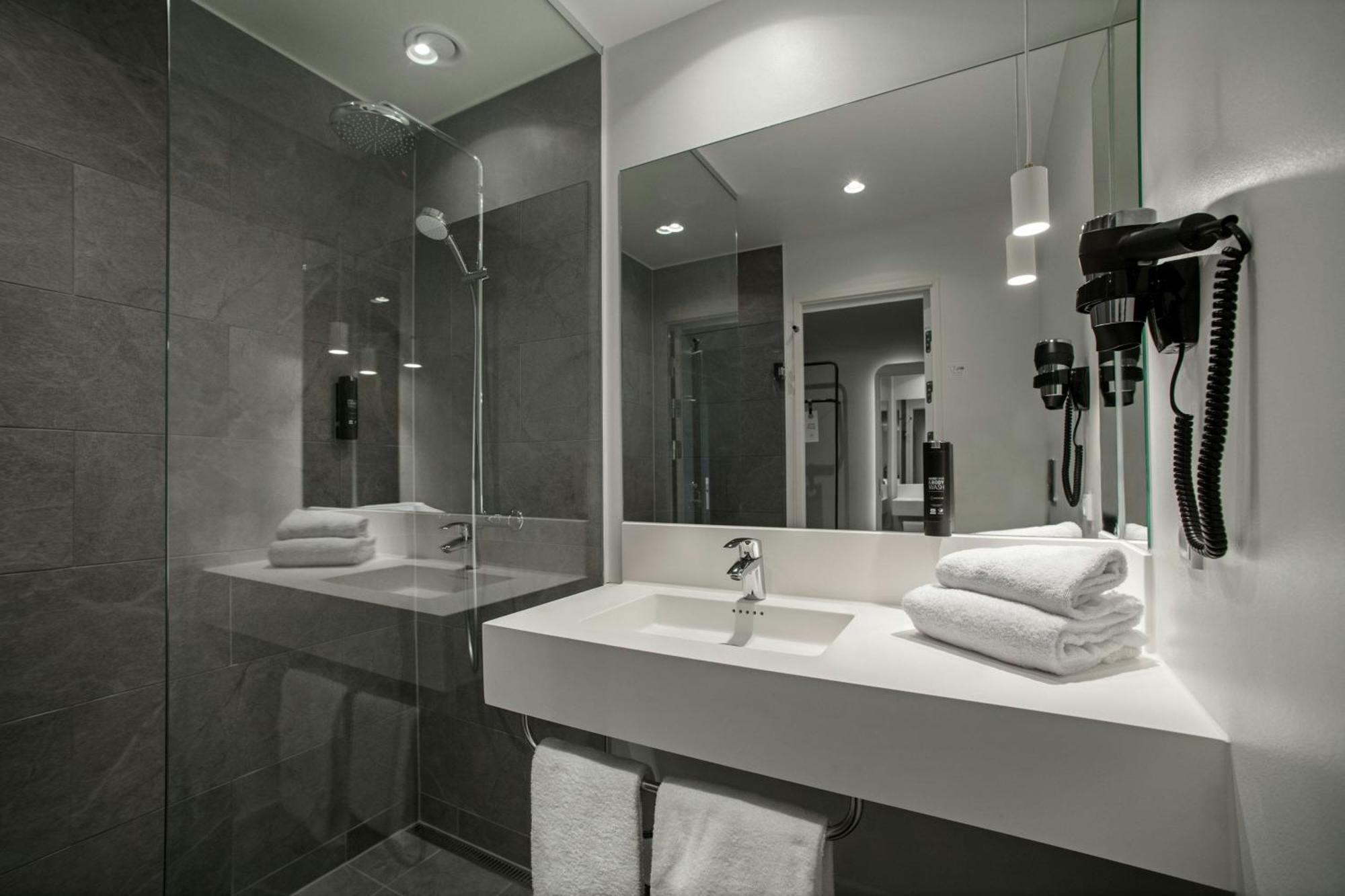 Four Points Flex By Sheraton הורסנס מראה חיצוני תמונה