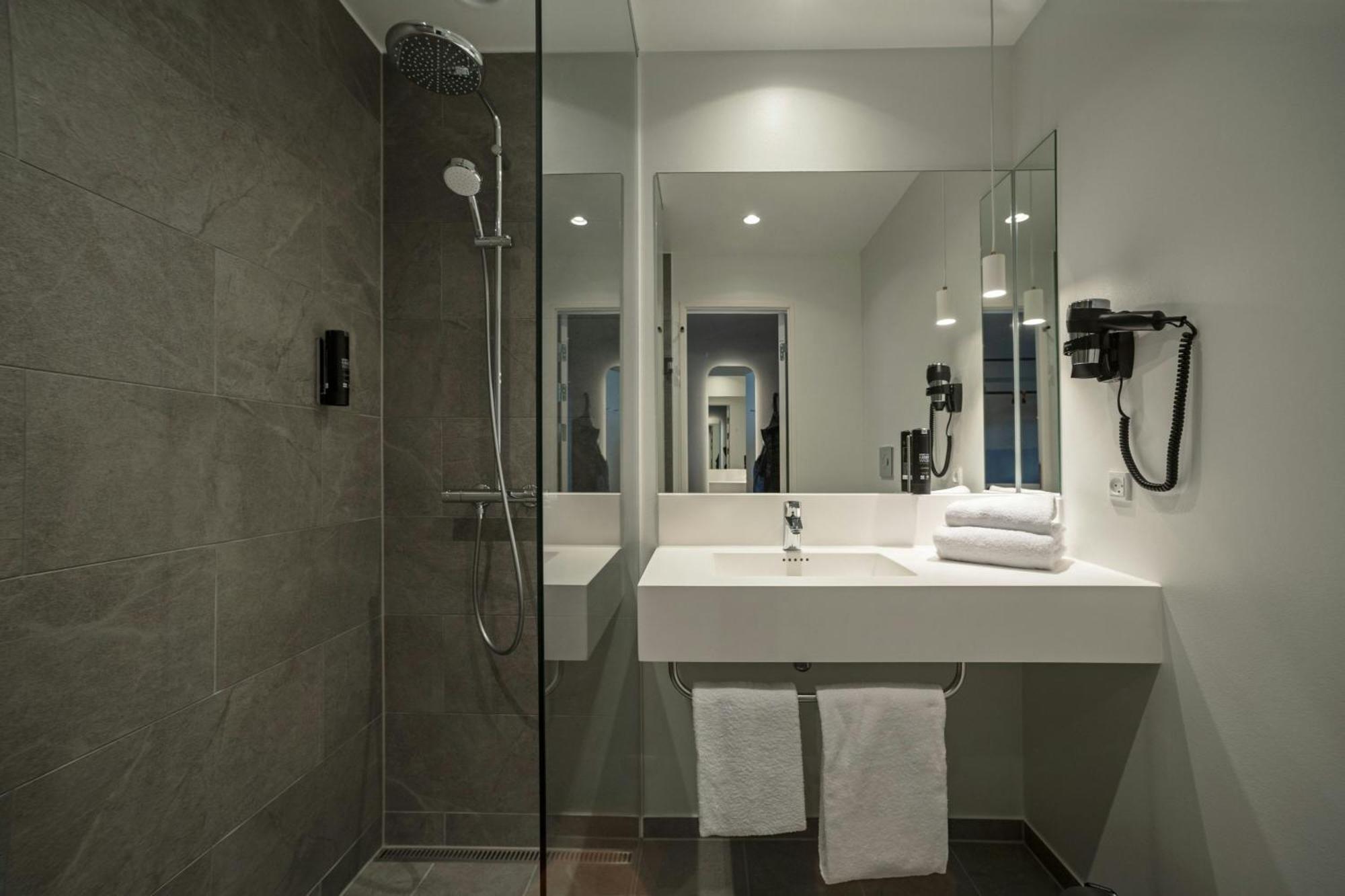 Four Points Flex By Sheraton הורסנס מראה חיצוני תמונה